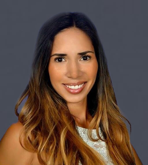 sarina_512X571.jpg