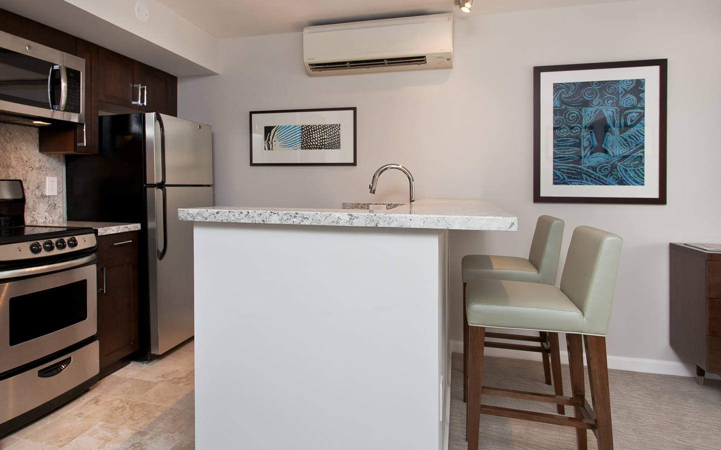 Luxury Junior Suite Poolside View Kitchen